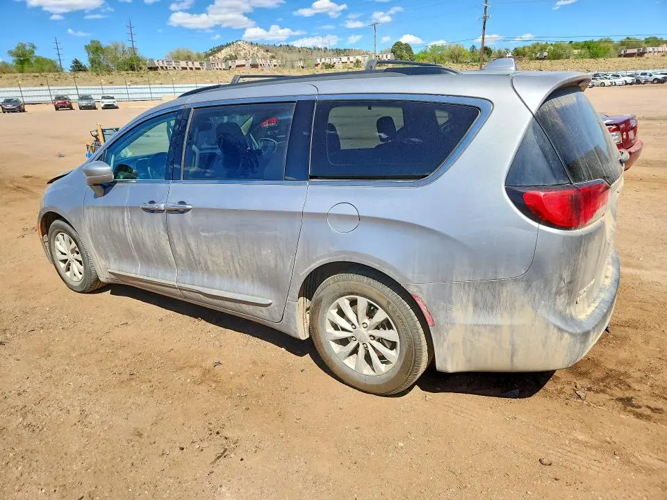 2017 CHRYSLER PACIFICA TOURING L  