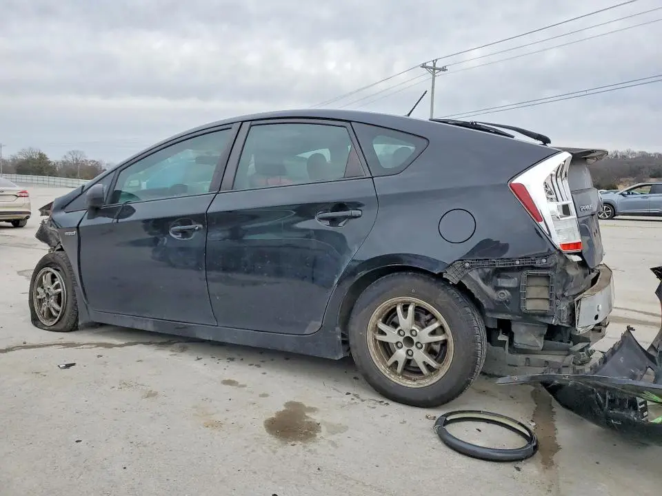 2011 TOYOTA PRIUS THREE  