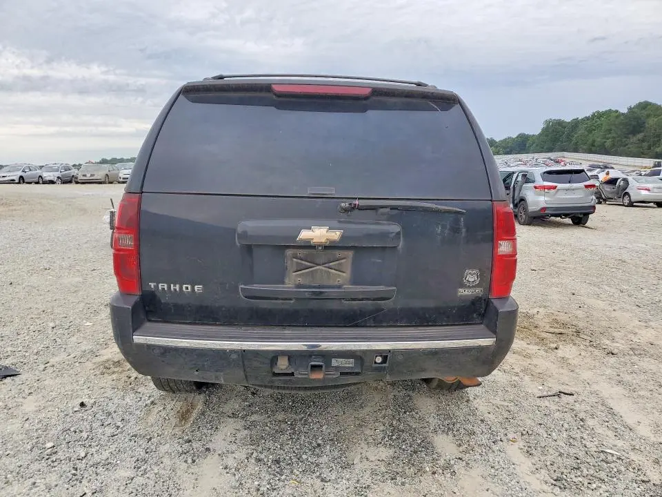 2010 CHEVROLET TAHOE C1500 LTZ  