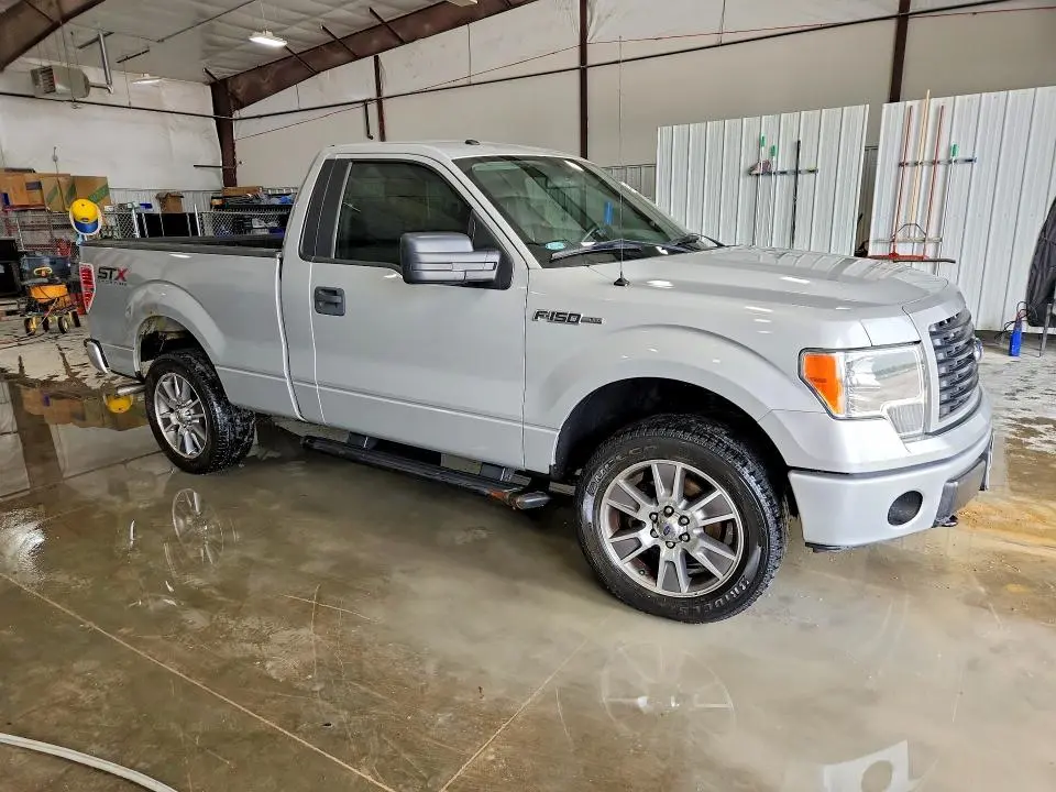2014 FORD F150   