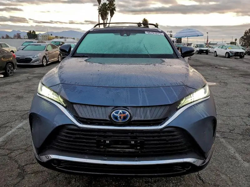 2022 TOYOTA VENZA LE  