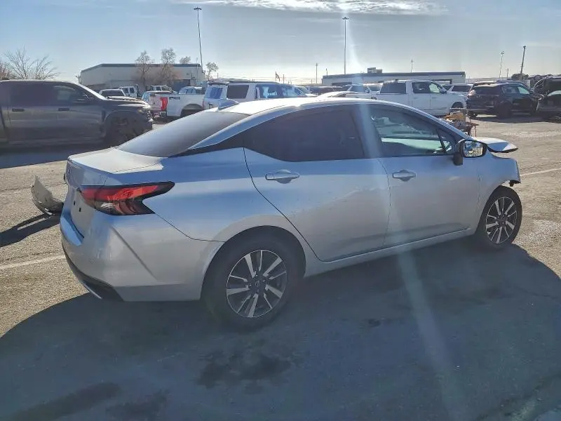 2025 NISSAN VERSA SV  