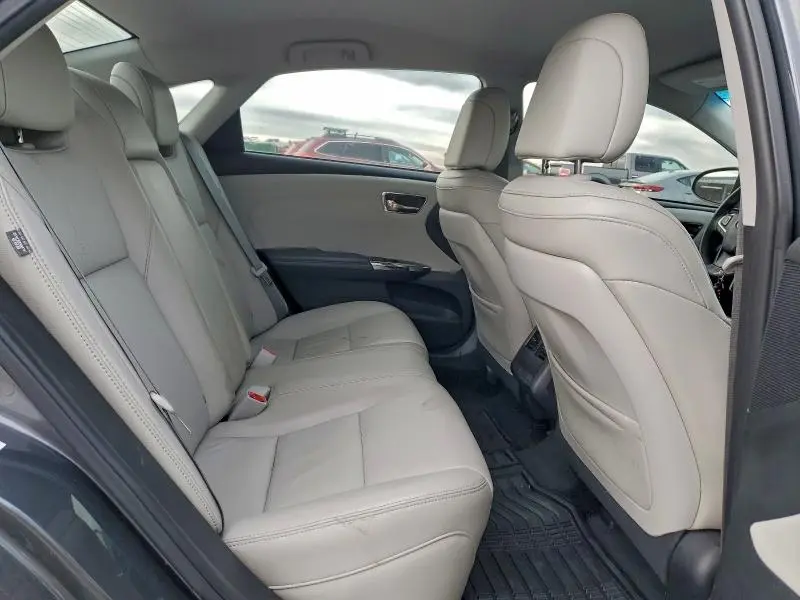 2018 TOYOTA AVALON XLE  