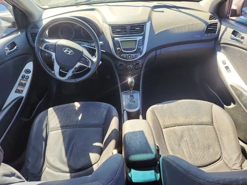 2013 HYUNDAI ACCENT SE  