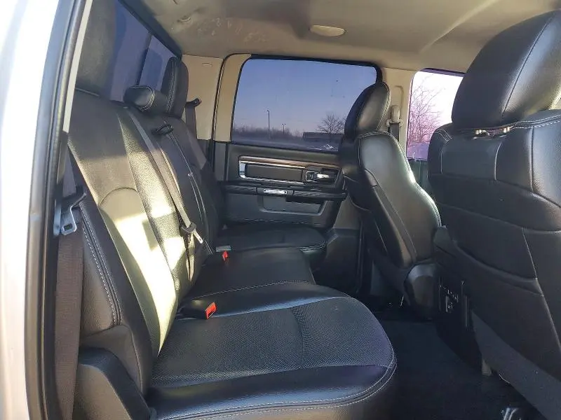 2016 RAM 1500 LARAMIE  