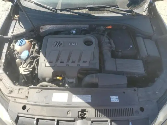 2014 VOLKSWAGEN PASSAT SE  