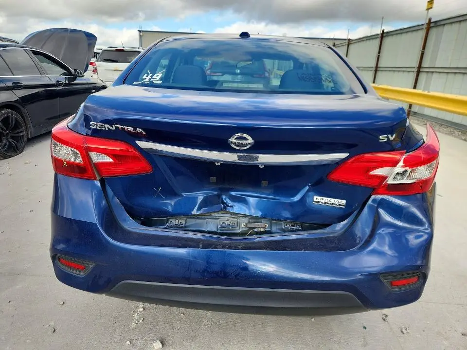 2019 NISSAN SENTRA SV  