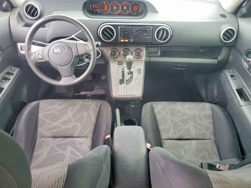 2013 SCION XB BASE  