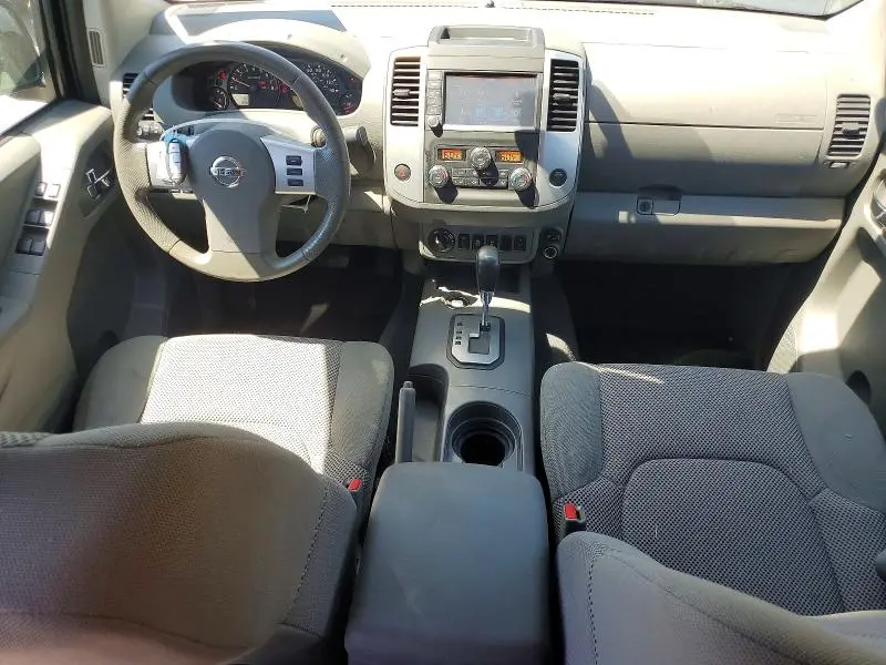 2021 NISSAN FRONTIER SV  