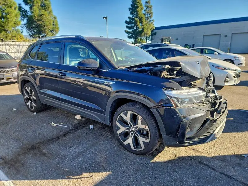 2022 VOLKSWAGEN TAOS SEL  