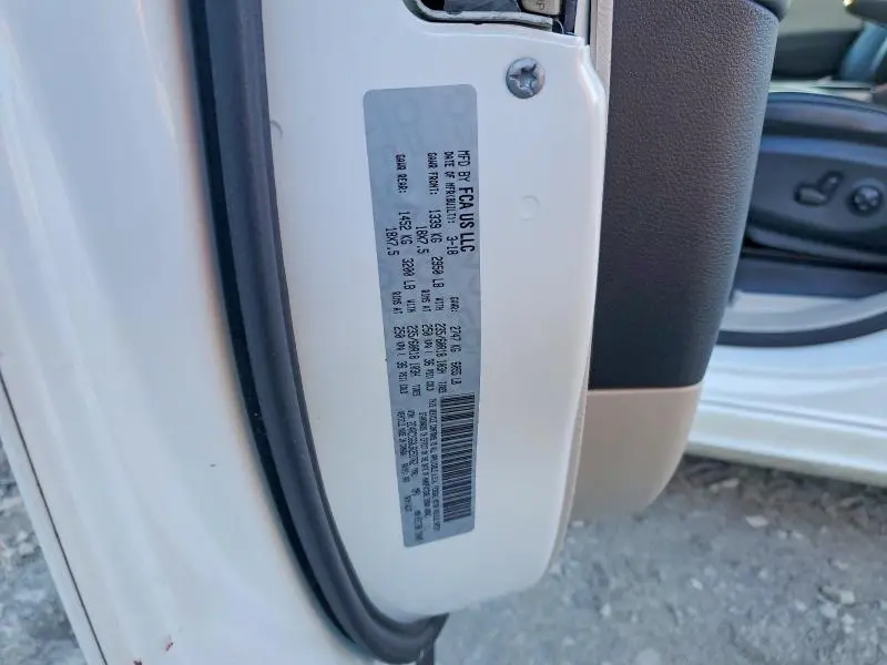 2018 CHRYSLER PACIFICA LIMITED  