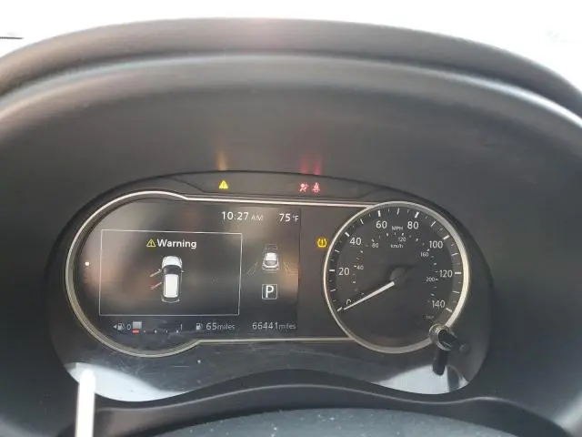 2019 NISSAN KICKS S  