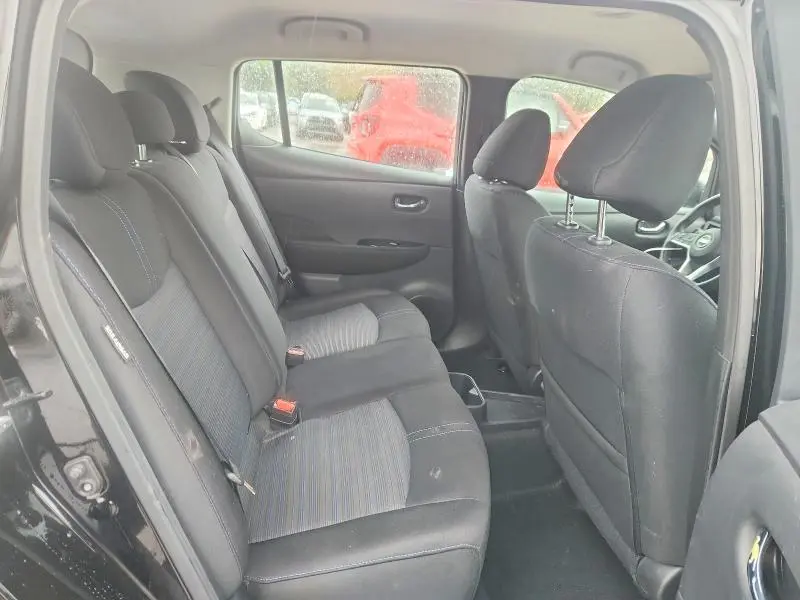 2023 NISSAN LEAF SV PLUS  