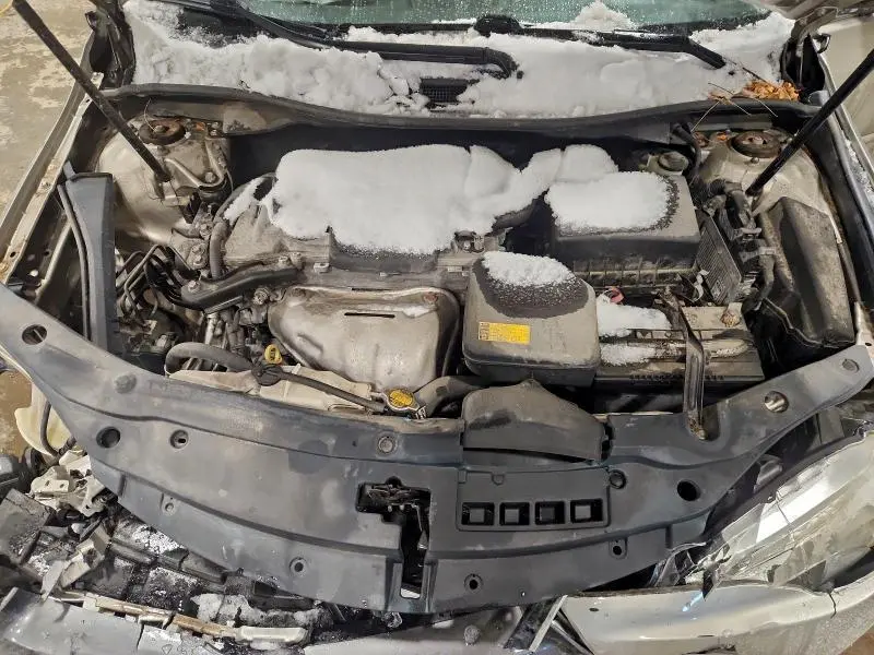 2015 TOYOTA CAMRY LE  