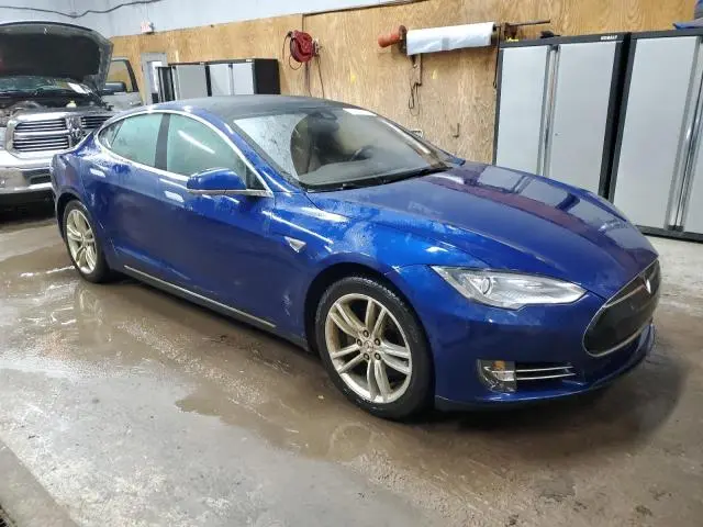 2015 TESLA MODEL S   