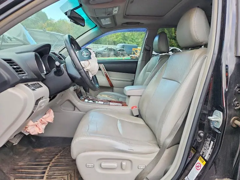 2012 TOYOTA HIGHLANDER LIMITED  