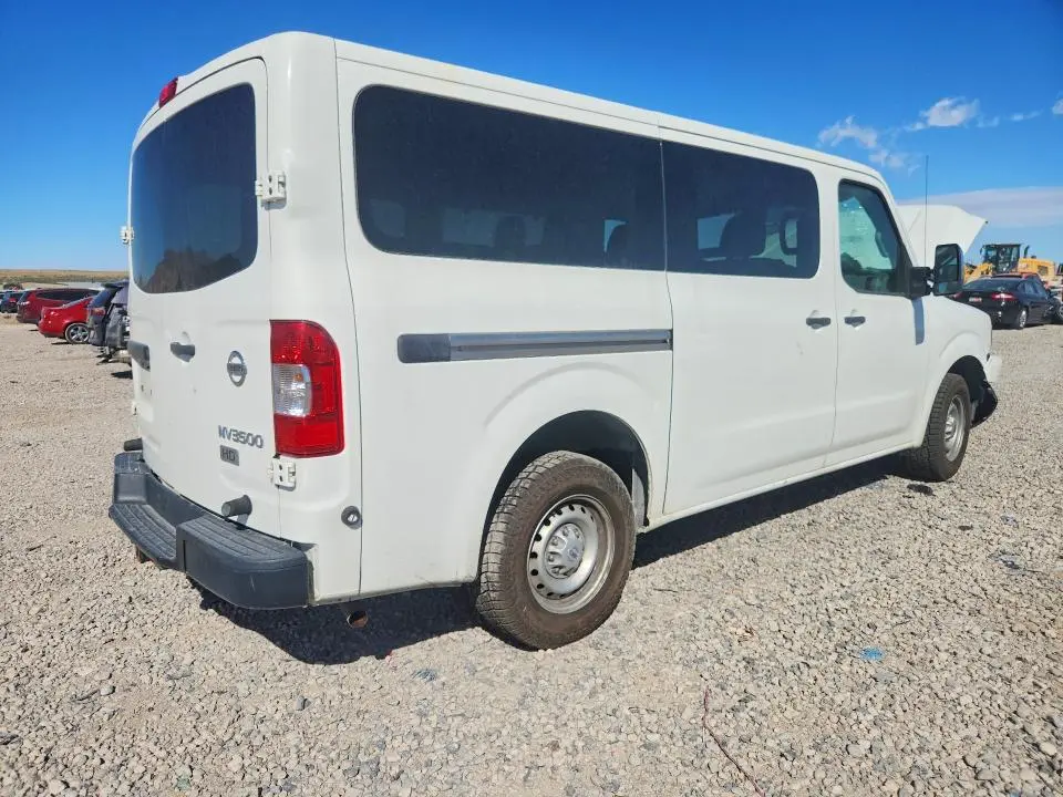 2014 NISSAN NV 3500 HD S  