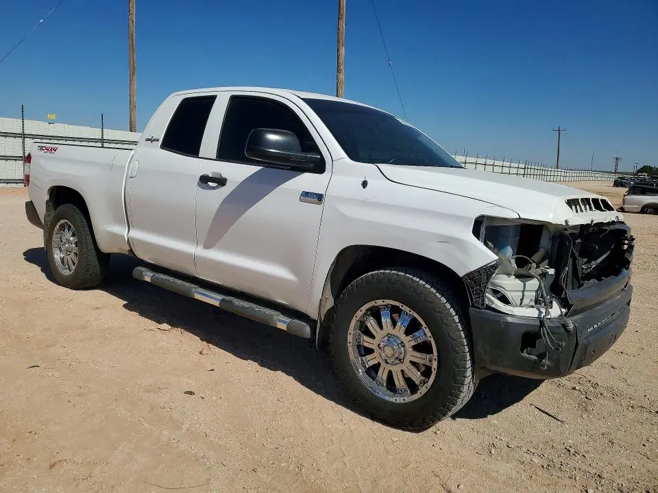 2015 TOYOTA TUNDRA SR  