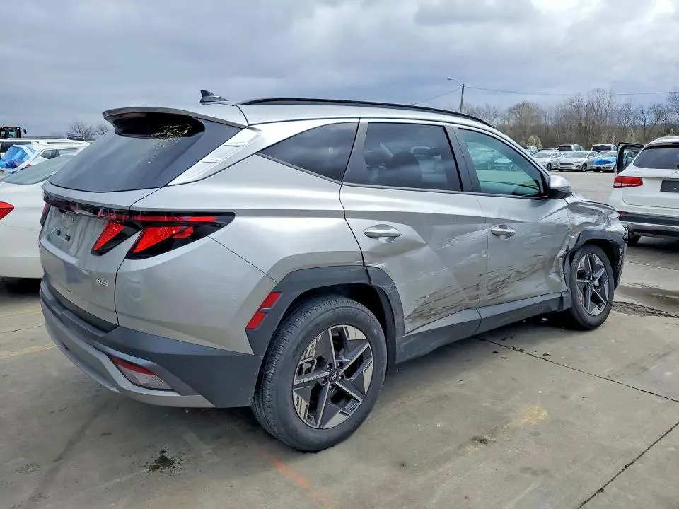 2025 HYUNDAI TUCSON SEL  