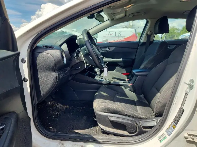 2021 KIA FORTE FE  