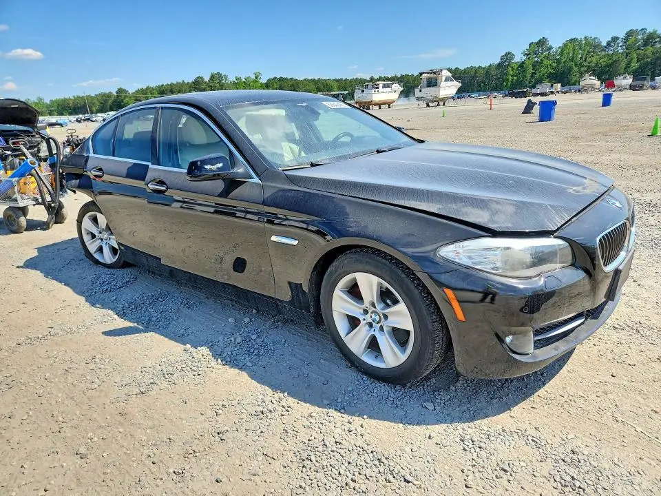 2011 BMW 528 I  