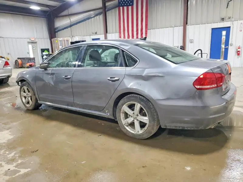 2013 VOLKSWAGEN PASSAT SE  
