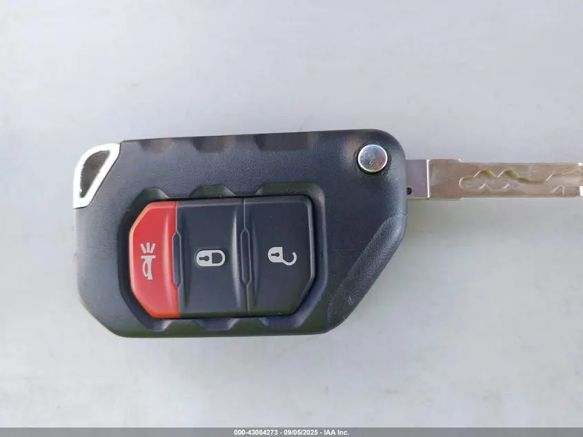 2020 JEEP WRANGLER UNLIMITED SAHARA 4X4