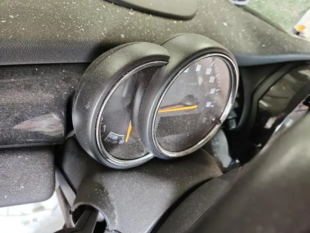 2015 MINI COOPER S  