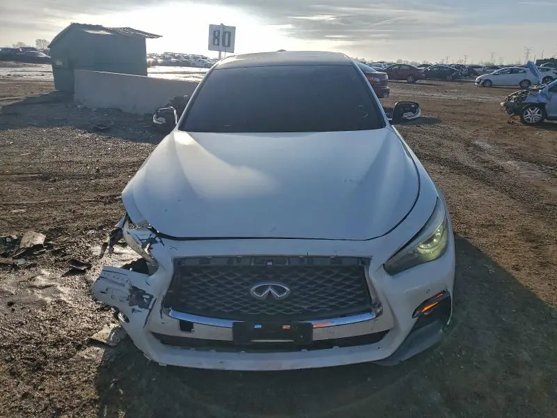 2018 INFINITI Q50 LUXE  