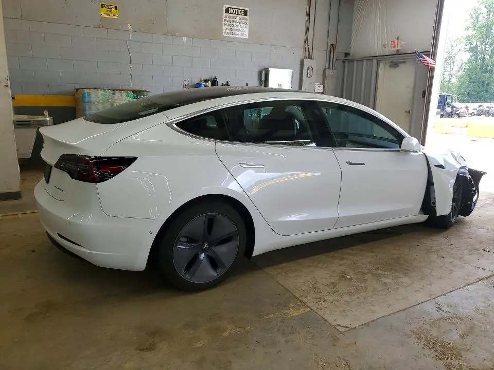 2019 TESLA MODEL 3   