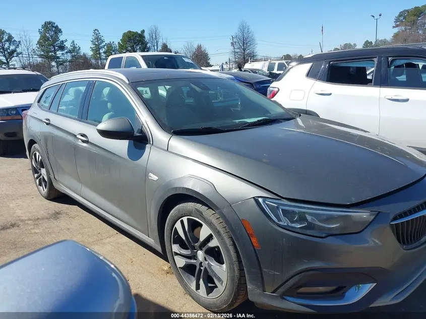 2018 BUICK REGAL TOURX ESSENCE