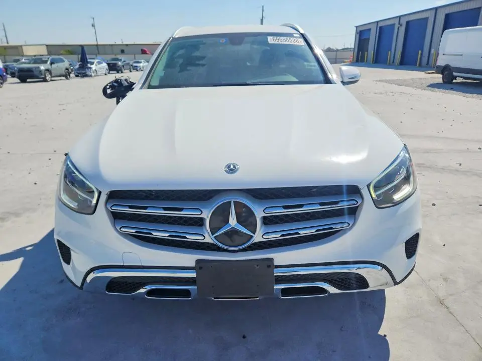 2020 MERCEDES-BENZ GLC 300  