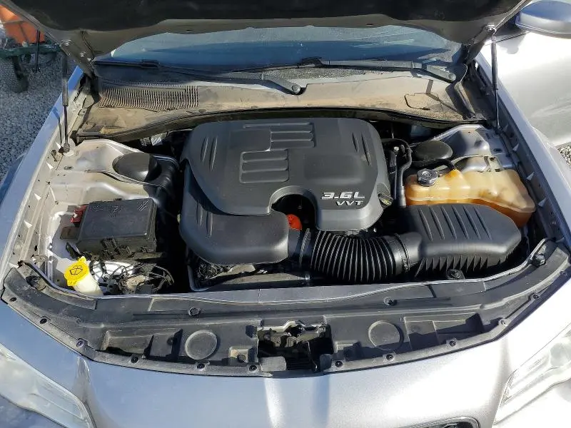 2017 CHRYSLER 300 LIMITED  