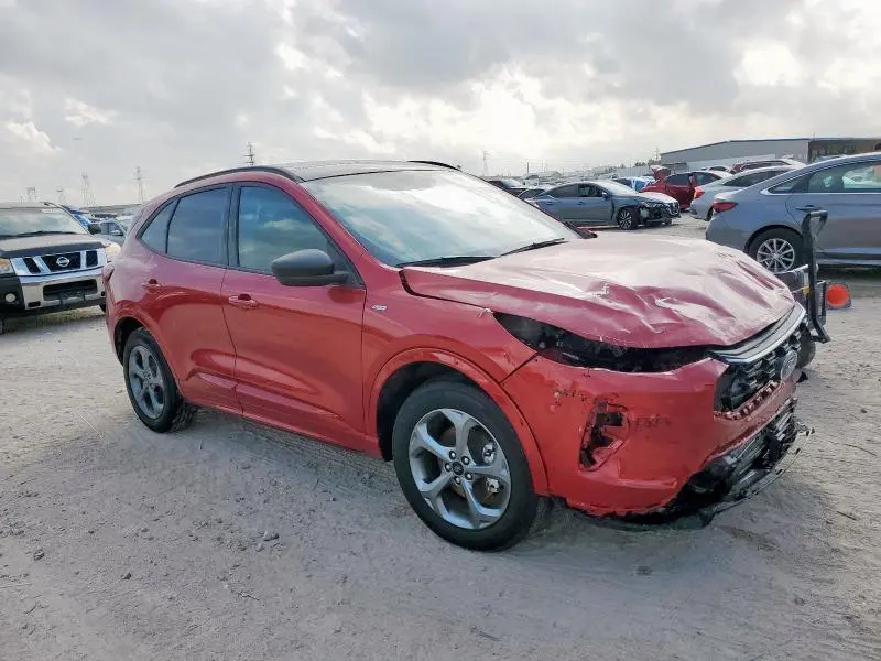 2024 FORD ESCAPE ST LINE  
