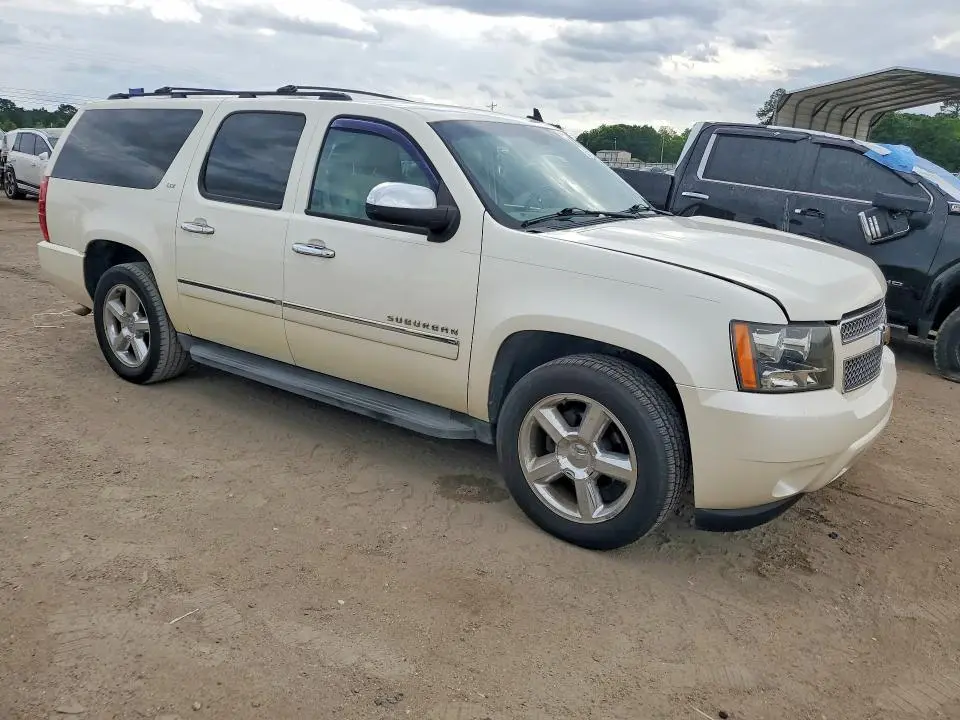 2011 CHEVROLET SUBURBAN C1500 LTZ  