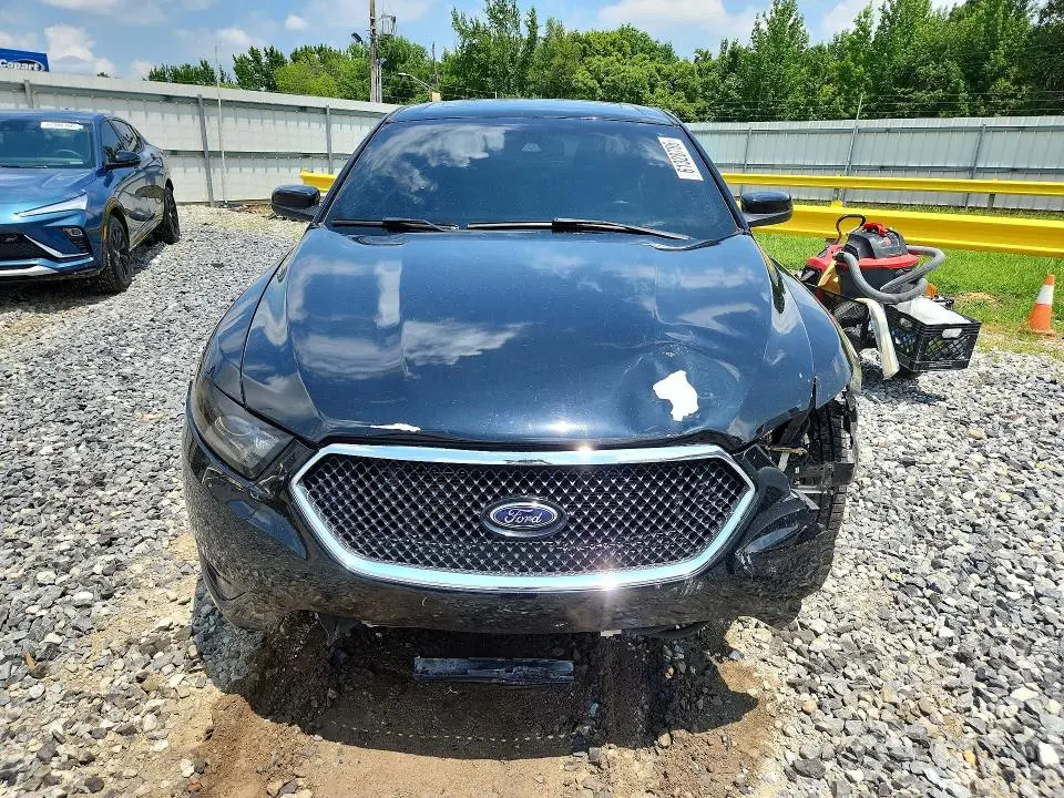 2017 FORD TAURUS SHO  