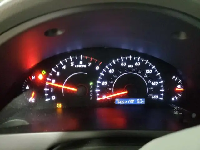 2011 TOYOTA CAMRY BASE  