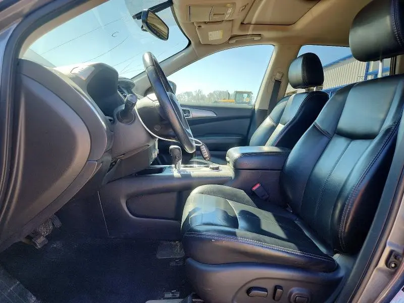 2017 NISSAN PATHFINDER SL  