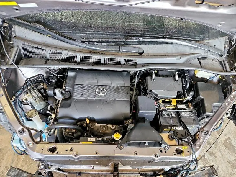 2016 TOYOTA SIENNA XLE 7 PASSENGER  