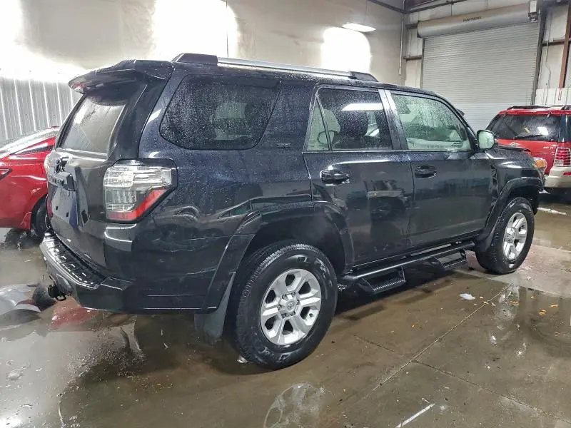 2022 TOYOTA 4RUNNER SR5/SR5 PREMIUM  