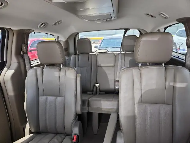 2013 CHRYSLER TOWN & COUNTRY TOURING L  