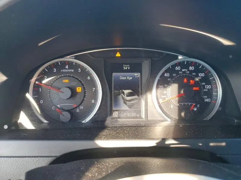 2015 TOYOTA CAMRY LE  