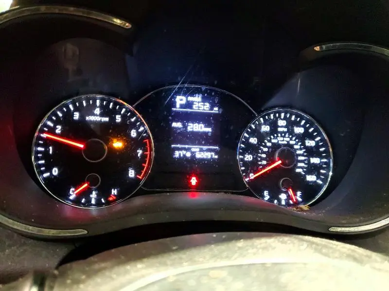 2017 KIA FORTE LX  