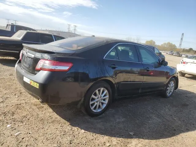 2010 TOYOTA CAMRY SE  