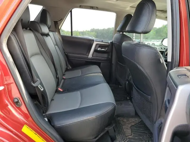 2022 TOYOTA 4RUNNER SR5  