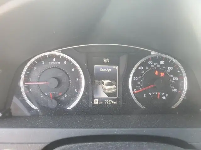 2016 TOYOTA CAMRY LE  