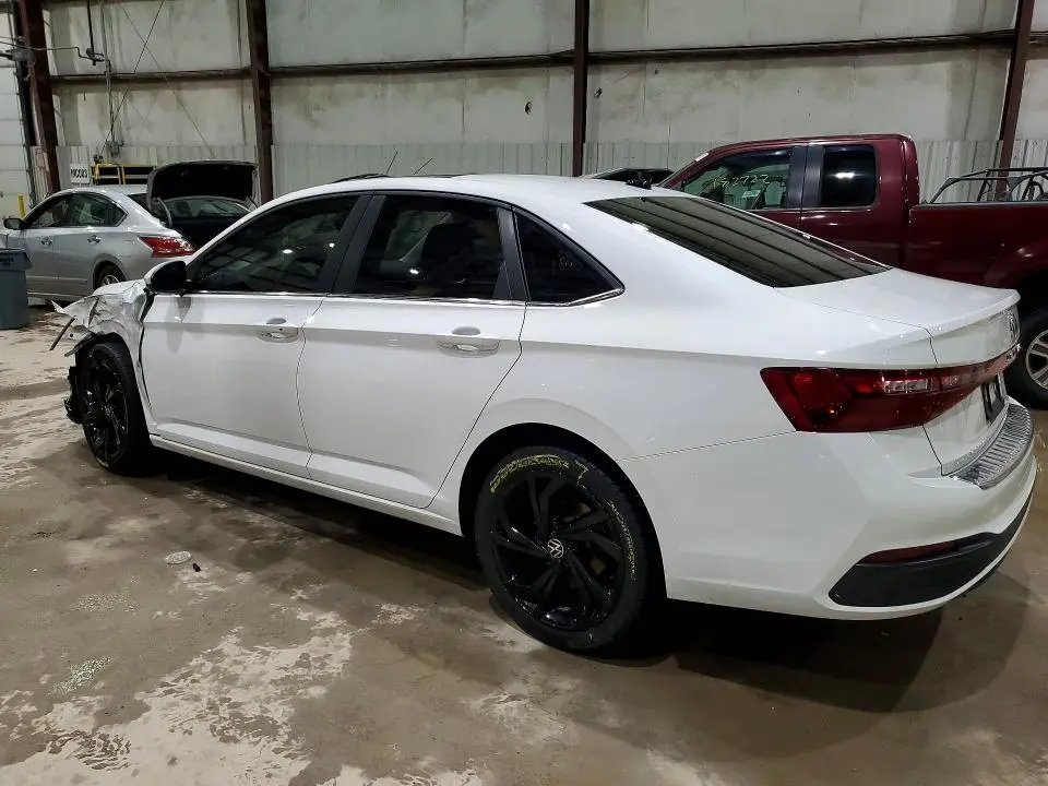 2025 VOLKSWAGEN JETTA SE  