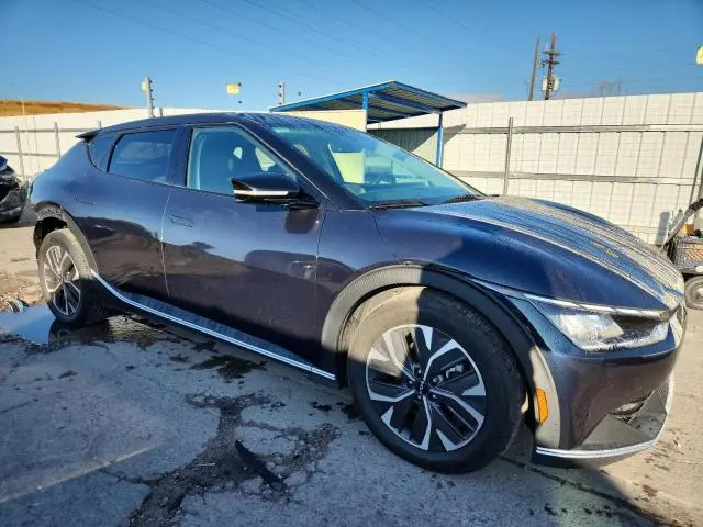 2024 KIA EV6 LIGHT
