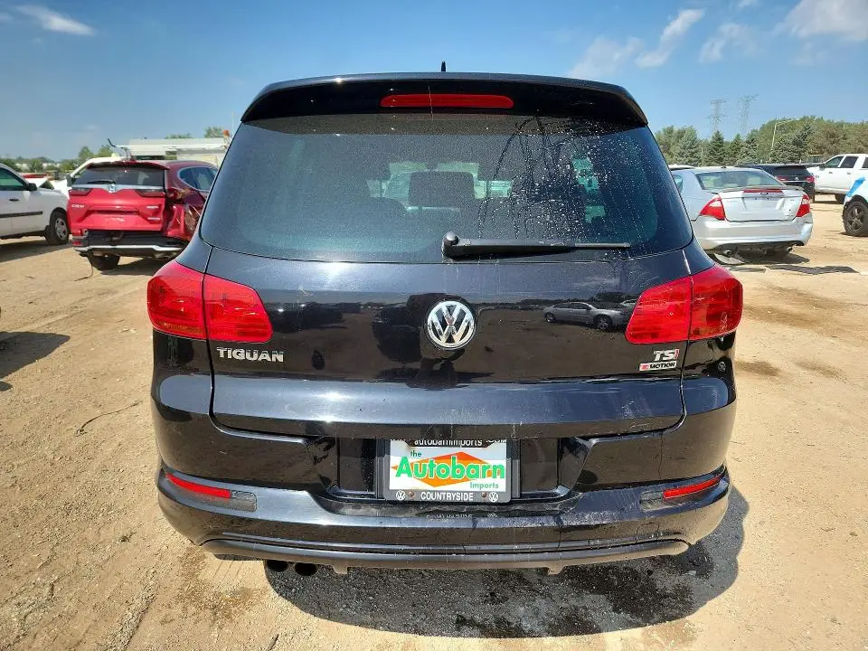 2016 VOLKSWAGEN TIGUAN S  