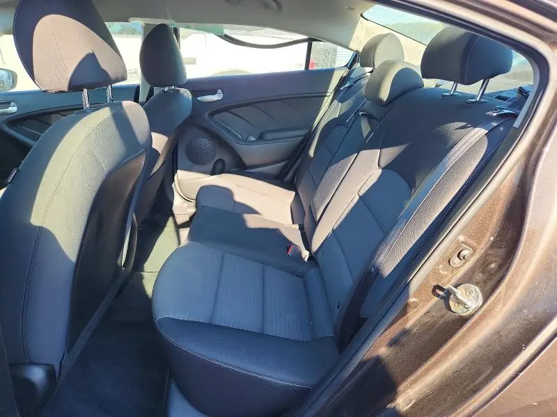 2018 KIA FORTE LX  